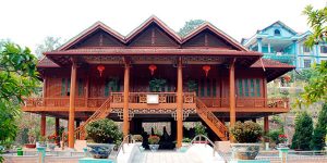 Nhà gỗ cổ điển - M12